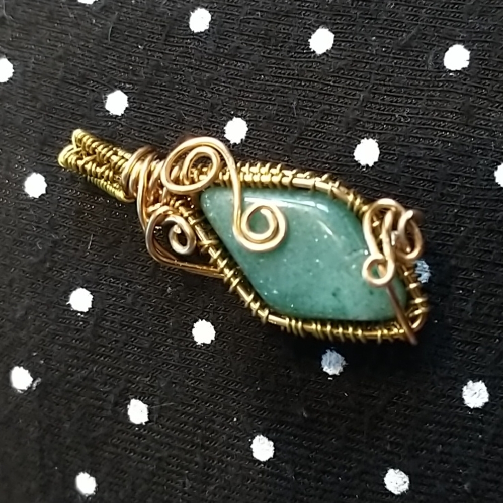 NWT Beautiful Hand Wire Wrapped Turquoise Chalcedony Pendant